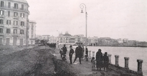 L'iconico Lungomare: la strada costiera pi� lunga d'Italia che allontan� Bari dall'Adriatico